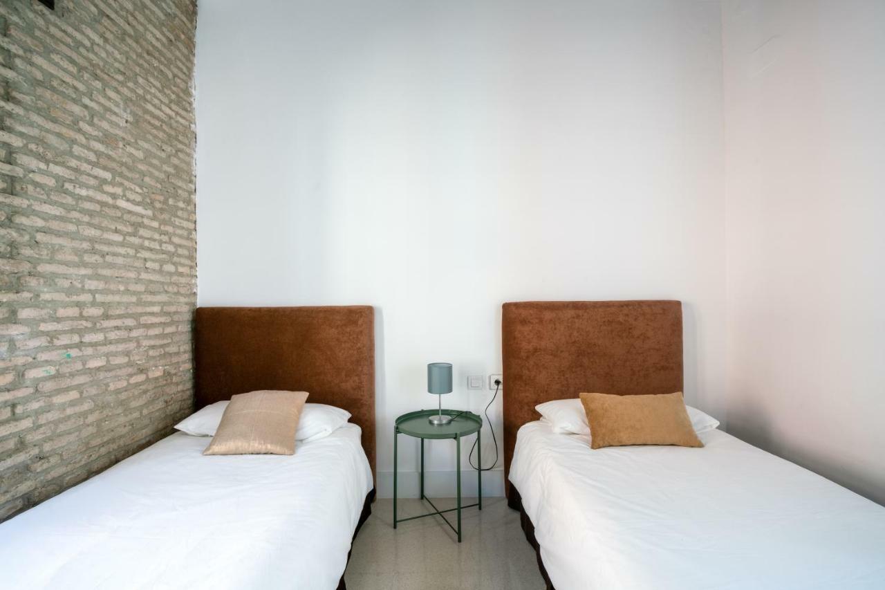 Almazen Apartamentos, Arrayan 23 Séville Extérieur photo